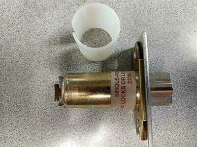 CORBIN RUSSWIN 3600 THROW OFF LATCH FOR PRIVACY FUNCTIONS UL 2 3/4" NOS US26D