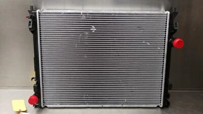 Dodge Charger Chrysler 300 CSF 3174 J20926470 2005-2010 radiador Foto 1 de 4