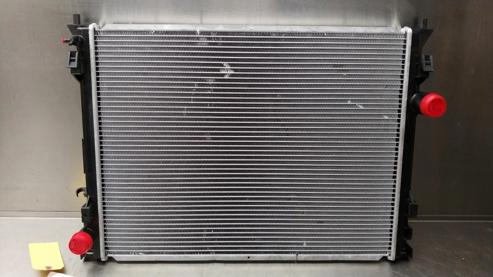 Dodge Charger Chrysler 300 CSF 3174 J20926470 2005-2010 radiador Foto 1 de 4