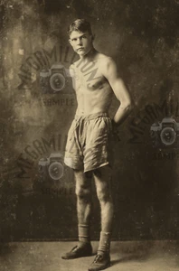 Vintage Photo of shirtless Man at gym boxer  - 1920's  rare photography  - 177 - Picture 1 of 2