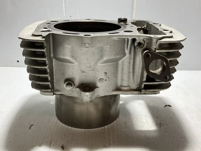 2004 Kawasaki Vulcan 1600 Rear Cylinder Jug  (OEM) Foto 1 de 4