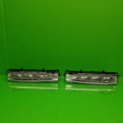 2010 2011 2012 2013 2014 2015 2016 Mercedes Benz C350 E350 Right Left Foglight - Image 1 of 4