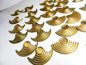 29 ART DECO Egyptian Revival Messing Prägung/Fundstücke 2 1/8" LORAC Co. - Neu Vintage - Bild 1 von 10