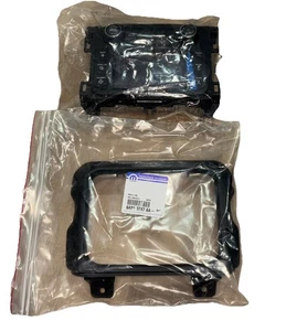 New 2018 - 2022 Jeep Wrangler Radio Uconnect 5' Display Receiver VP2_5 JL NA SXM - Bild 1 von 7