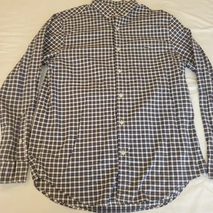 Vineyard Vines Logo Whale Button Front L/S Shirt M Navy Black & White Tucker - Picture 1 of 7