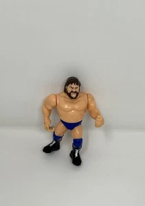 WWE Hacksaw Jim Duggan Wresting Figure Vintage 1991 (FINGER CUT ) - Picture 1 of 10