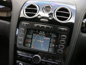 Bentley Continental GT and Flying Spur Head Unit / Navi Repair / Reparatur - Zdjęcie 1 z 2