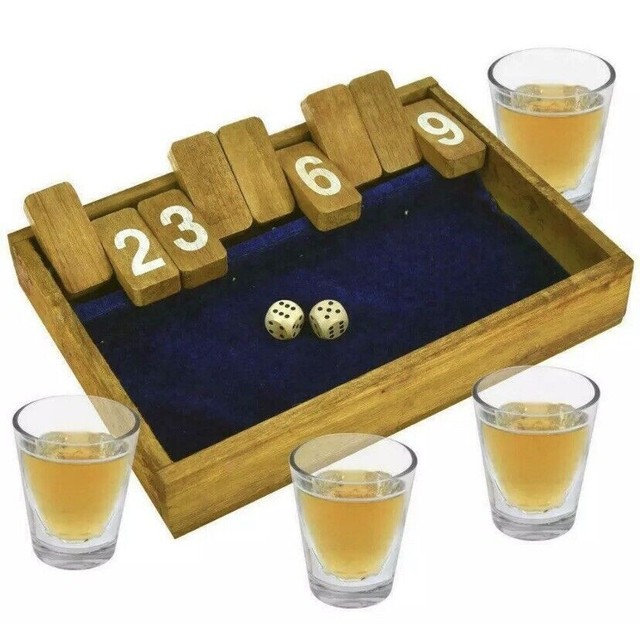 Jogo de Dados de Caixa Fechada de Madeira para 4 Jogadores, Jogo de  Tabuleiro Clássico de Mesa Com 4 Lados, Jogo de Dados de Caixa Fechada de  Madeira