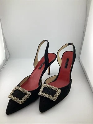 Zapatos de salón CH Carolina Herrera negros de gamuza adornados con cristal punta talla 41 Foto 1 de 4