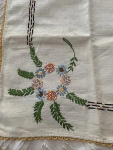 Vintage Hand Embroidered Cross Stitch Tablecloth & 4 Napkins 31” X 31” - Picture 1 of 13