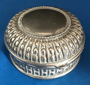 Vintage White Metal Lined Round Hinged Trinket Box - Picture 1 of 12