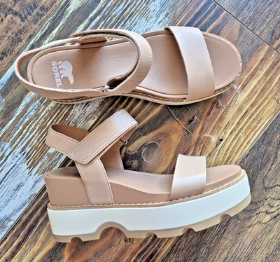 NWoB SOREL JOANIE IV Correa 3" Sandalias de Cuña Gancho Lazo Cuero Tostado Para Mujer US8 Foto 1 de 4