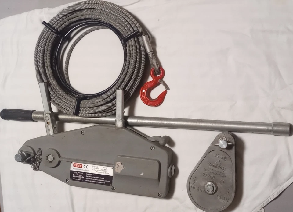 Seilzug REMA 800 kg incl. Seil 20m und Umlenkrolle  - Bild 1 von 4