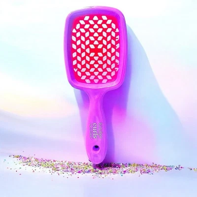 Curl Keeper The Kinder Brush – Flexible Detangling Brush for Curly Hair – NEW - Image 1 of 4