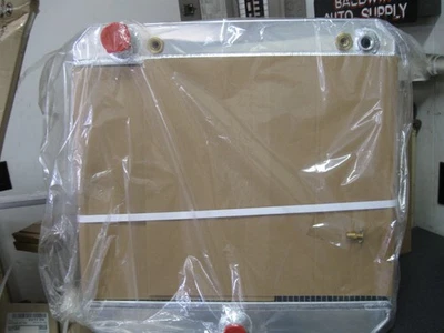 Racing Power Company RPC R1035 55-57 Tri-Five Aluminum Radiator w/ Trans Cooler Foto 1 de 3