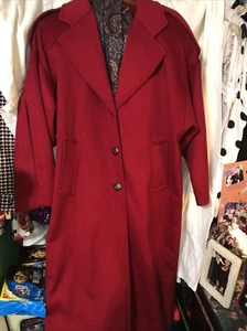 Red Coat - Picture 1 of 4