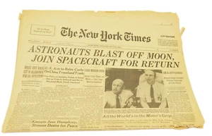 New York Times 22 luglio 1969 "Gli astronauti esplodono dalla luna" - Foto 1 di 1
