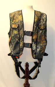 HUNTER SAFETY SYSTEM HARNESS MOSSY OAK CAMO & REVERSABLE ORANGE VEST, ADULT SIZE - Picture 1 of 12