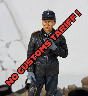 German Tank Commander - Built and painted 1/16 scale Resin Figure - Image 1 of 2