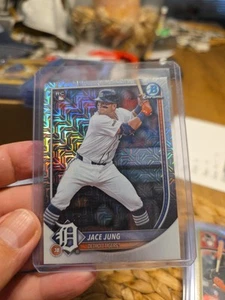 2025 Bowman Chrome Mega Mojo Jace Jung RC #59 - Picture 1 of 2