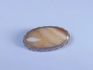 Vintage Sterling Silver Cream Plume Agate Brooch. - Picture 1 of 12