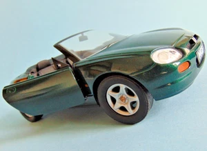 Boxed 1995 1:18 scale green Mattel CORGI MGF 1.8i VVC ROADSTER model - Imagen 1 de 24