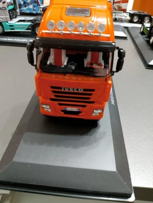 Iveco Stralis 143 – Modellino Truck Collection | Scala 1:43 | - Immagine 1 di 4