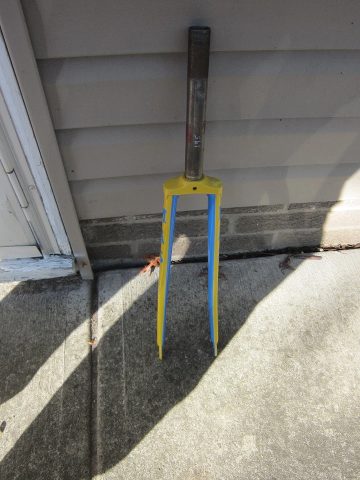 Masi fork 1" threaded,blue and yellow,195mm steerer,26.4 crown race - Image 1 of 4