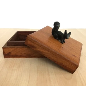 Caja de almacenamiento de madera con tapa de ardilla 10 cm lindo animal de metal decorativo - Imagen 1 de 11
