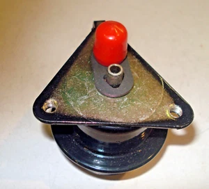 1981-87 Ford LTD & Mustang Fuel Pressure Regulator - Bild 1 von 3