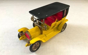 Matchbox Models of Yesteryear - 1907 PEUGEOT Y-5 - Yellow (Vintage 1969) - Picture 1 of 6