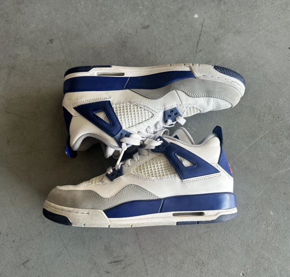 Jordan 4 Youth Size 6 Sneakers White/blue Kids Used No Box - Image 1 of 4