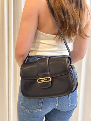 Bolso de hombro vintage GUCCI de cuero negro Foto 1 de 4
