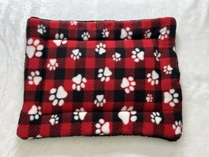 🐾 Cozy Handmade Soft Fleece Mat Bed for Dogs, Cats, Small Pets 17" x 23" x 1.5" - Picture 1 of 4