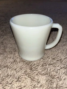 Vintage Fire King Ivory Flat Bottom D Handle Coffee Mug Very Rare 1948 MCM Retro - Picture 1 of 7