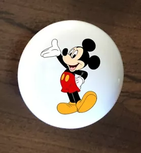 MICKEY MOUSE WHITE CERAMIC KITCHEN CABINET DRESSER KNOB DECOR - Picture 1 of 1
