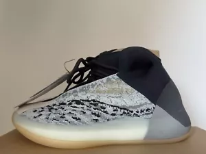 Yeezy Quantum QNTM Sneaker : Brand New Adidas Yeezy Basketball Shoe - Bild 1 von 7