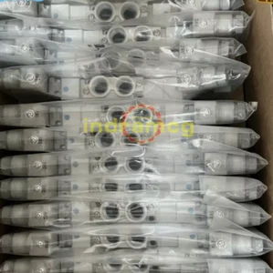 1PCS NEW for SMC Solenoid valve SY7220-5DZD-02 - Picture 1 of 1
