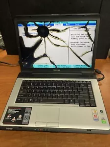Toshiba Satellite A215-S5837 computer portatile 2,0 GHZ, 2 GB RAM, AVVIO SCHERMO ROTTO AL BIOS - Foto 1 di 7