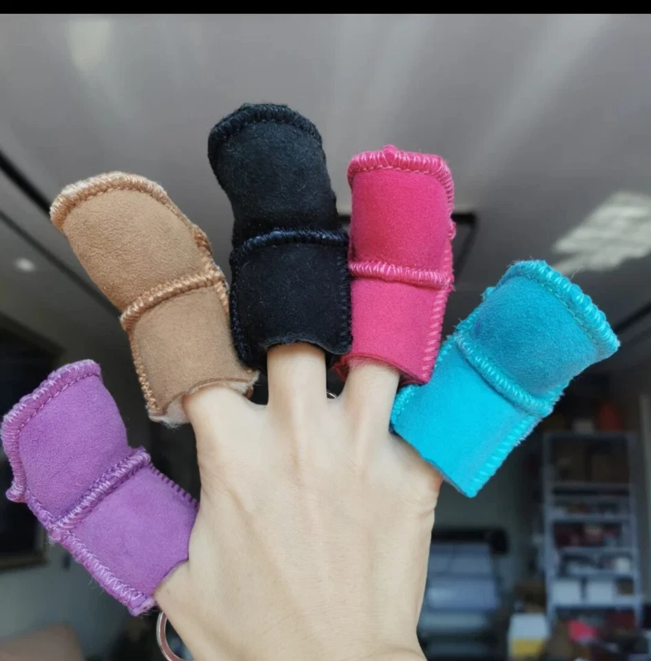 UGG Australia Gamuza Elegante Bota Llavero Porta Llaveros Negro-Gris-Verde Solo -! Foto 1 de 4