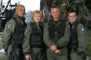 Stargate SG-1 Metal Poster Amanda Tapping Richard Dead Anderson 7x11 12x18 Photo - Picture 1 of 1