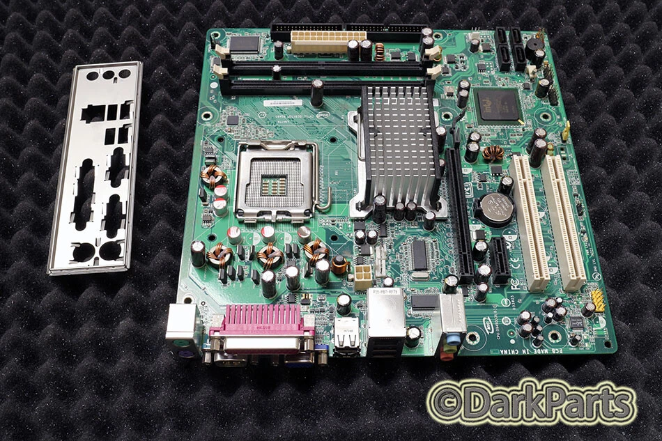 Intel Desktop Board D945GCCR D78647-304 Motherboard Socket 775 System Board - Image 1 of 1
