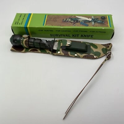 NUEVO DE COLECCIÓN KIT DE SUPERVIVENCIA CAZA ESTILO RAMBO BRÚJULA CUCHILLO CAMUFLAJE DE COLECCIÓN CON FUNDA NUEVO Foto 1 de 4