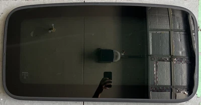 Honda Accord 2003-2007 sedán de 4 puertas techo corredizo techo corredizo ventana vidrio fabricante de equipos originales Foto 1 de 3