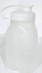 Rubbermaid 1 Quart Mixer Mate Weiß Flip Cap Kanne Krug Flasche Wasser Reise Sport - Bild 1 von 5