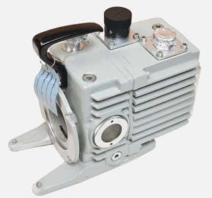Leybold TRIVAC D8A Vacuum Pump Head 898222 Rough-In Rotary Vane Pump - Picture 1 of 11