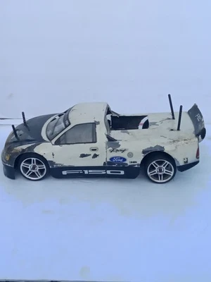 HPI Nitro RS4  Roller  Parts Or Repair - Image 1 of 4