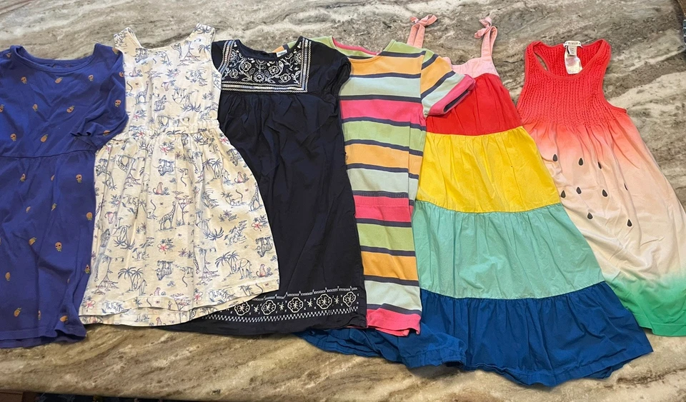 Lote de 6 vestidos para niñas. Talla 6 Foto 1 de 4