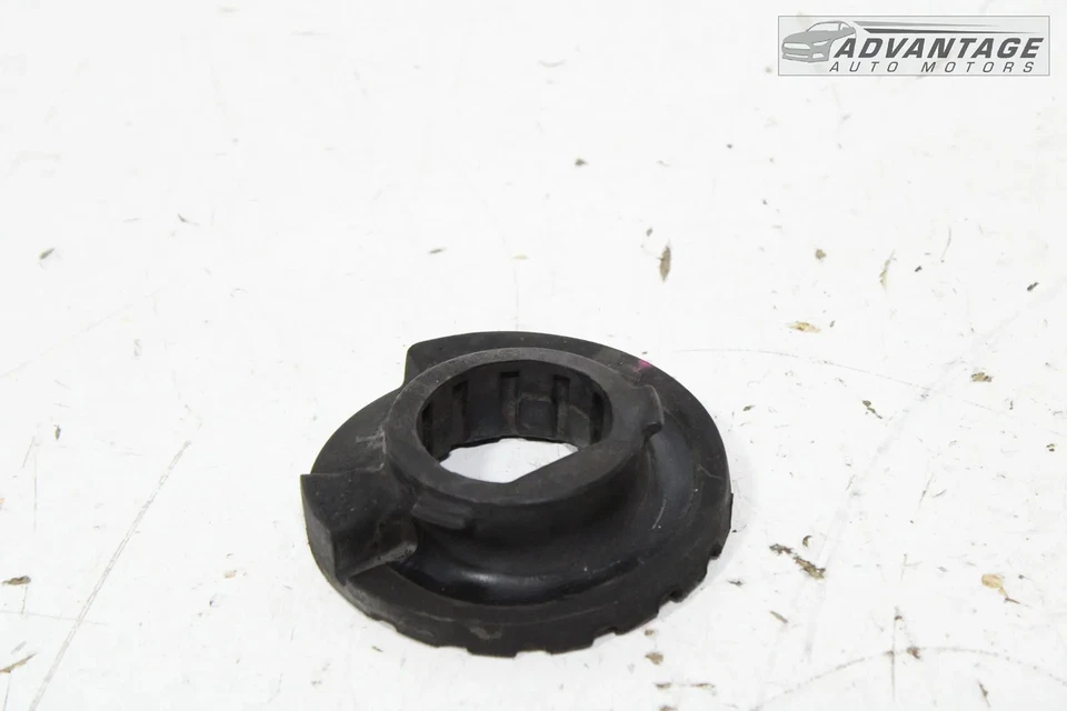 GMC TERRAIN 2018-2024 trasero derecho o izquierdo inferior muelle helicoidal aislador montaje OEM Foto 1 de 4