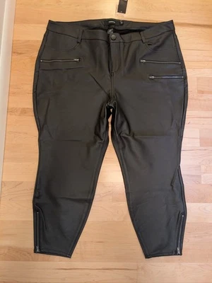26 Torrid Black Crop Coated Ponted Zip Skinny Stretch Faux Leather Pant 4X 44x26 - Image 1 of 4